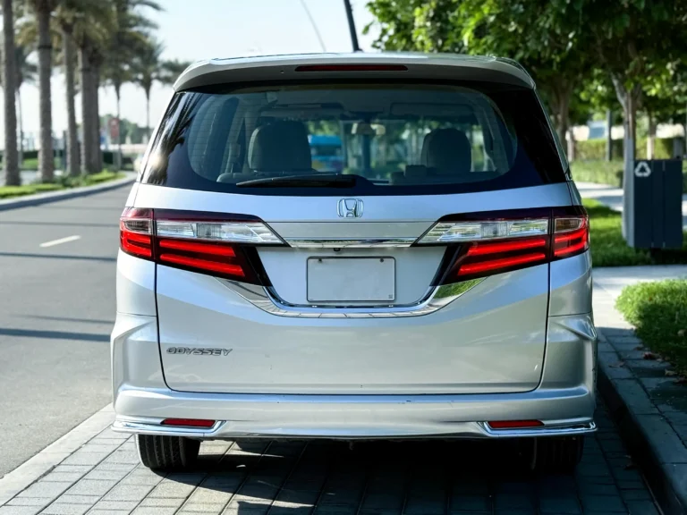 chauffeur,limousine,airport transfer in Dubai & abudhabi