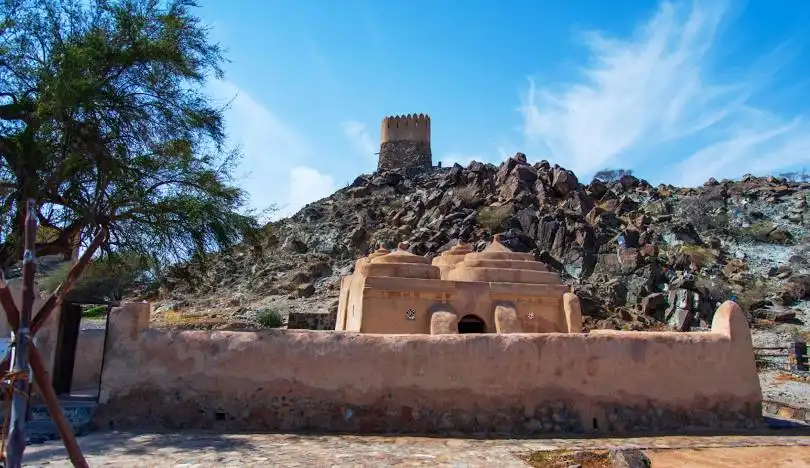 visit al bidya mosque fujairah with Cabolimo chauffer service