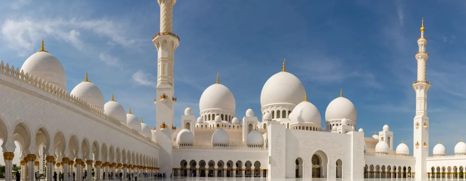 Abu-Dhabi-City-Tour-Sheikh-Zayed Mosque