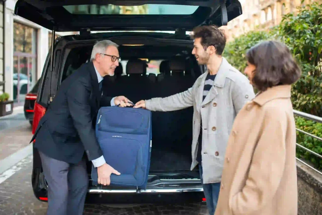 VIP airport transfer Dubai with limousine service